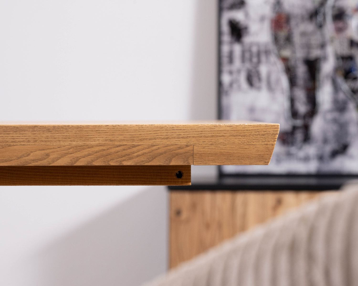 Tavolo da pranzo in frassino massiccio "Sydney" da 2 m con base a stella in metallo nero