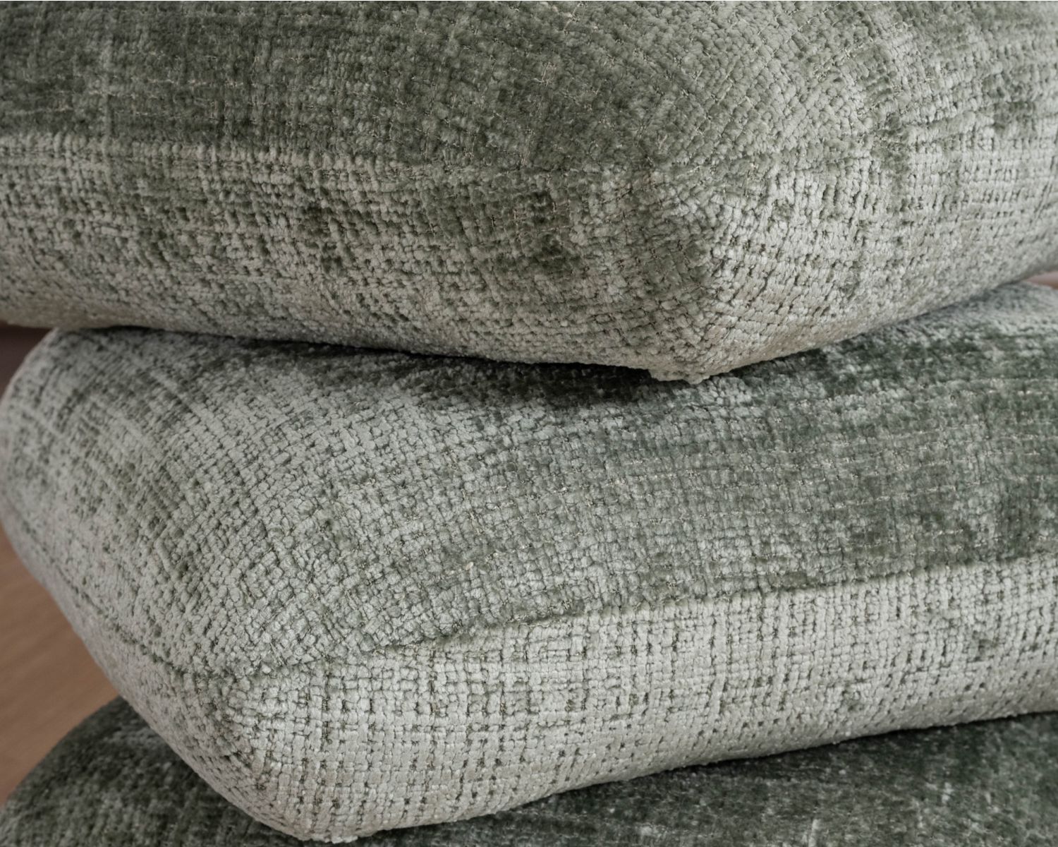 Pouf girevole contemporaneo in stile Zen "Flow" in tessuto intrecciato verde salvia