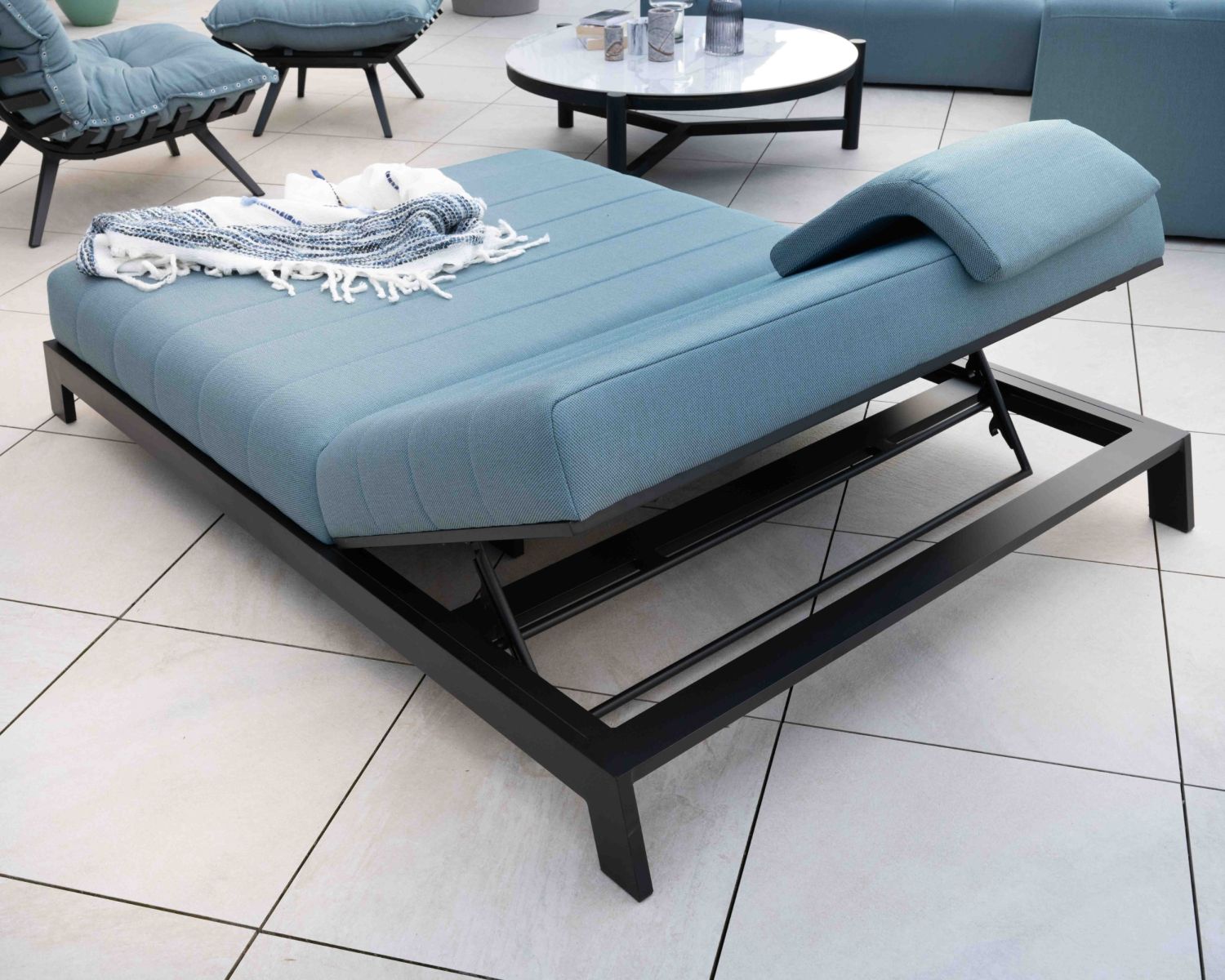 Lettino doppio da esterno in tessuto turchese e nero "Terrasse