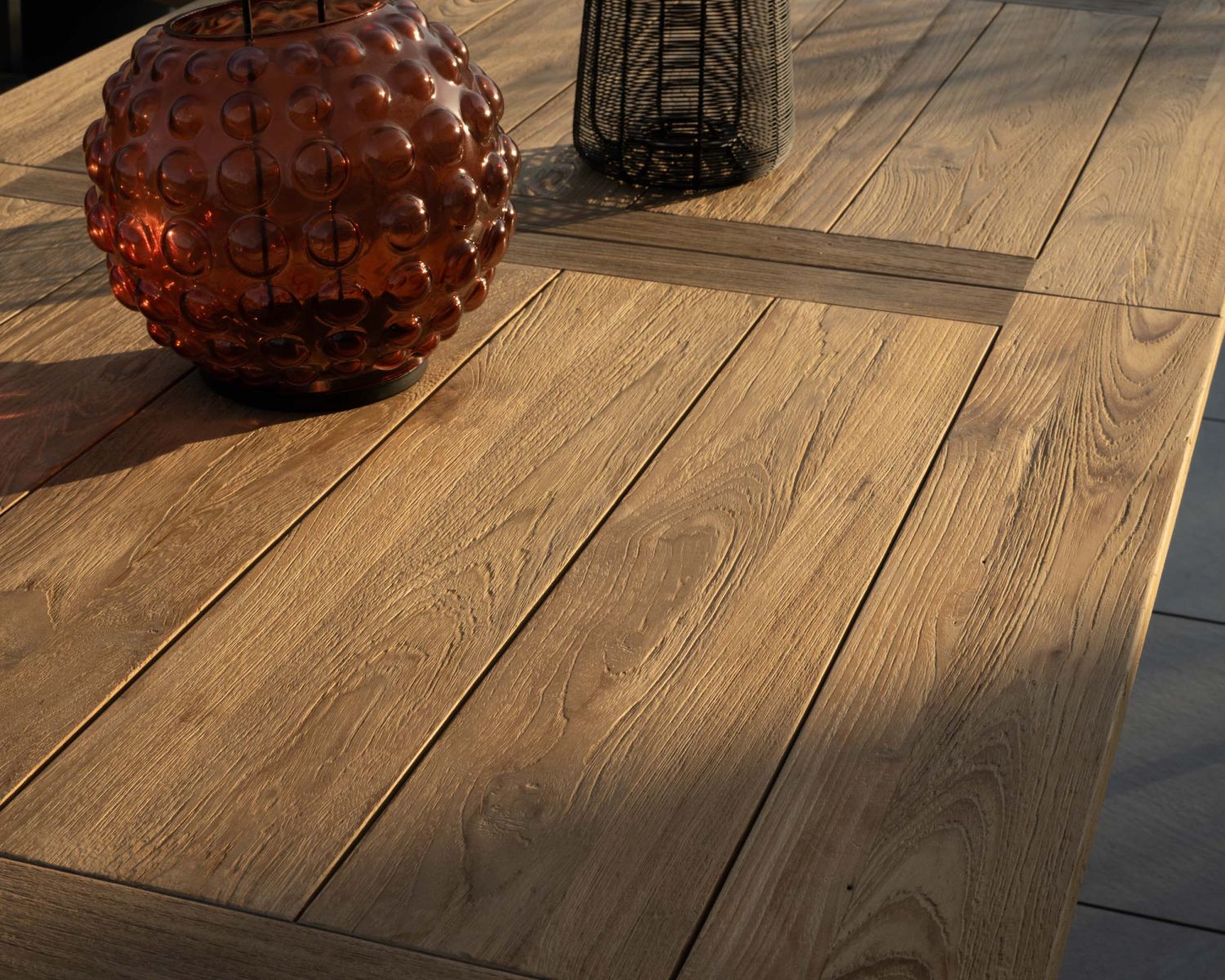 Tavolo da giardino grande in teak 220-300 cm con prolunghe centrali "Hélios" gambe trasversali in alluminio nero