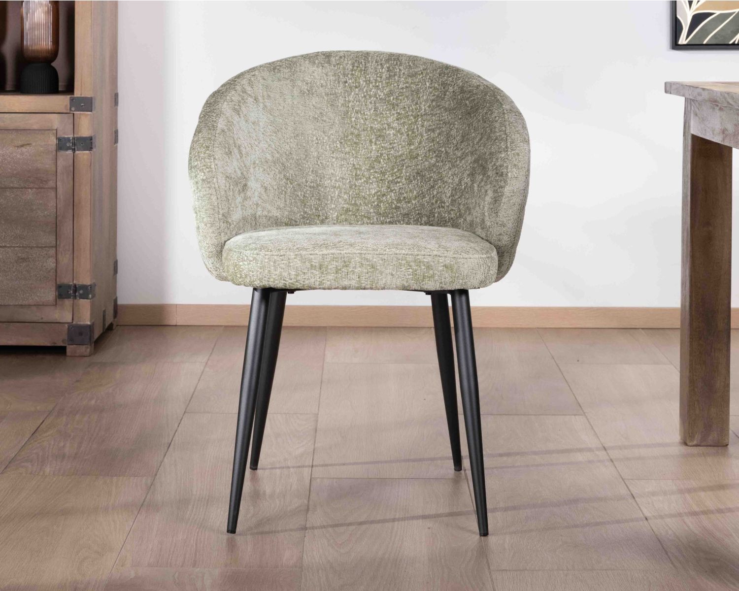 Set di 2 sedie contemporanee avvolgenti in tessuto bouclé "Kandy" verde