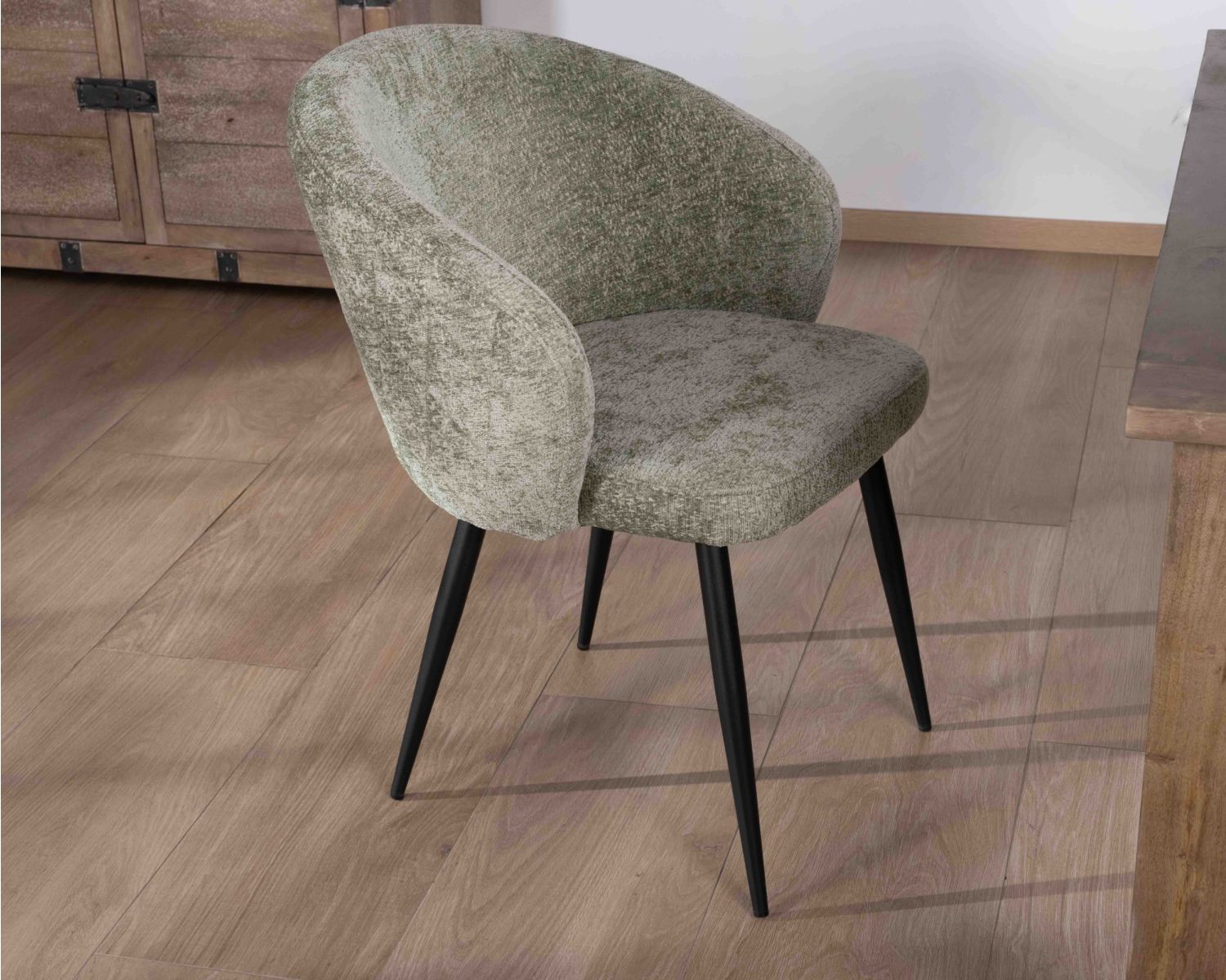 Set di 2 sedie contemporanee avvolgenti in tessuto bouclé "Kandy" verde