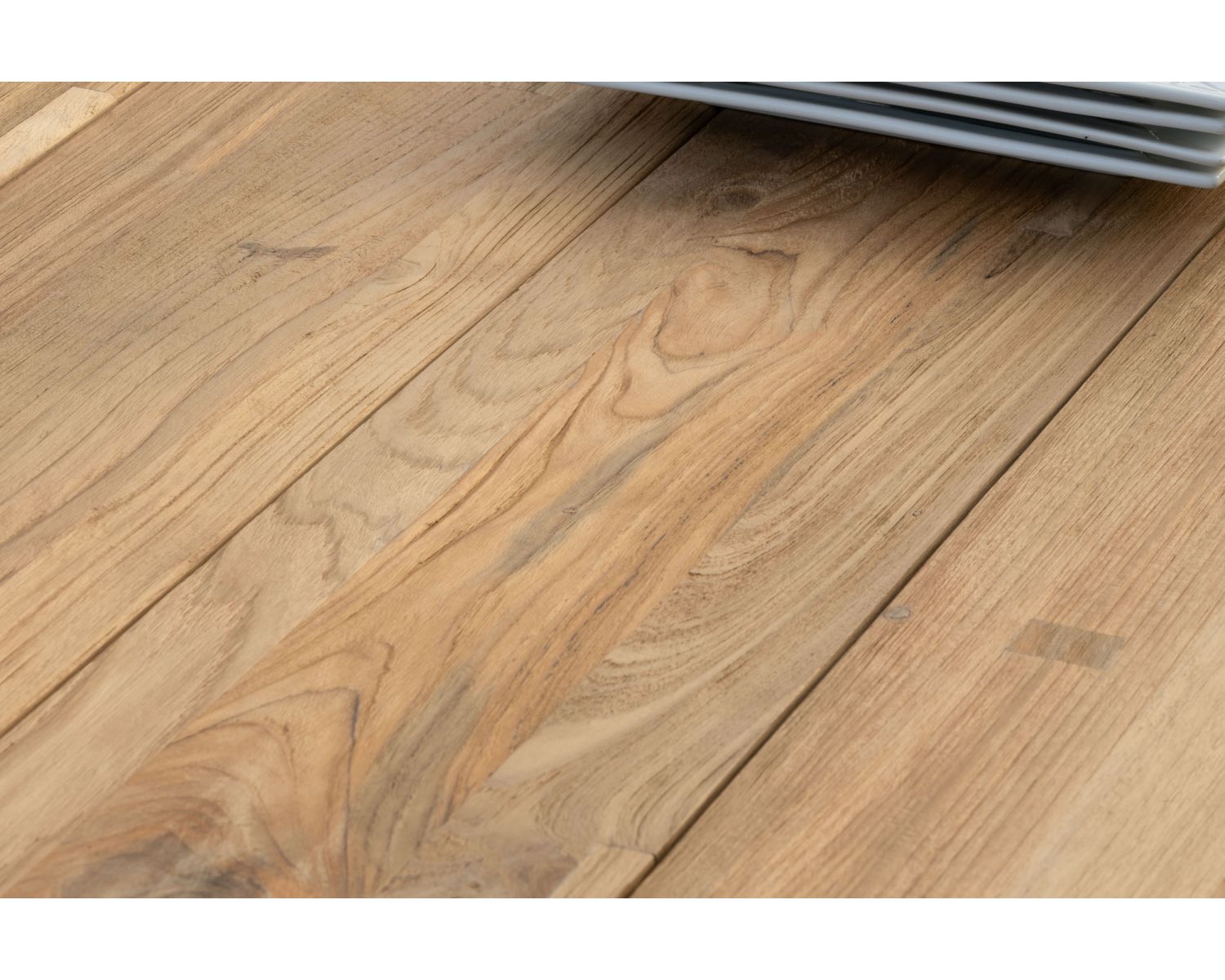 Tavolo quadrato "Ozone" da 160 cm in alluminio e teak di recupero per giardini contemporanei