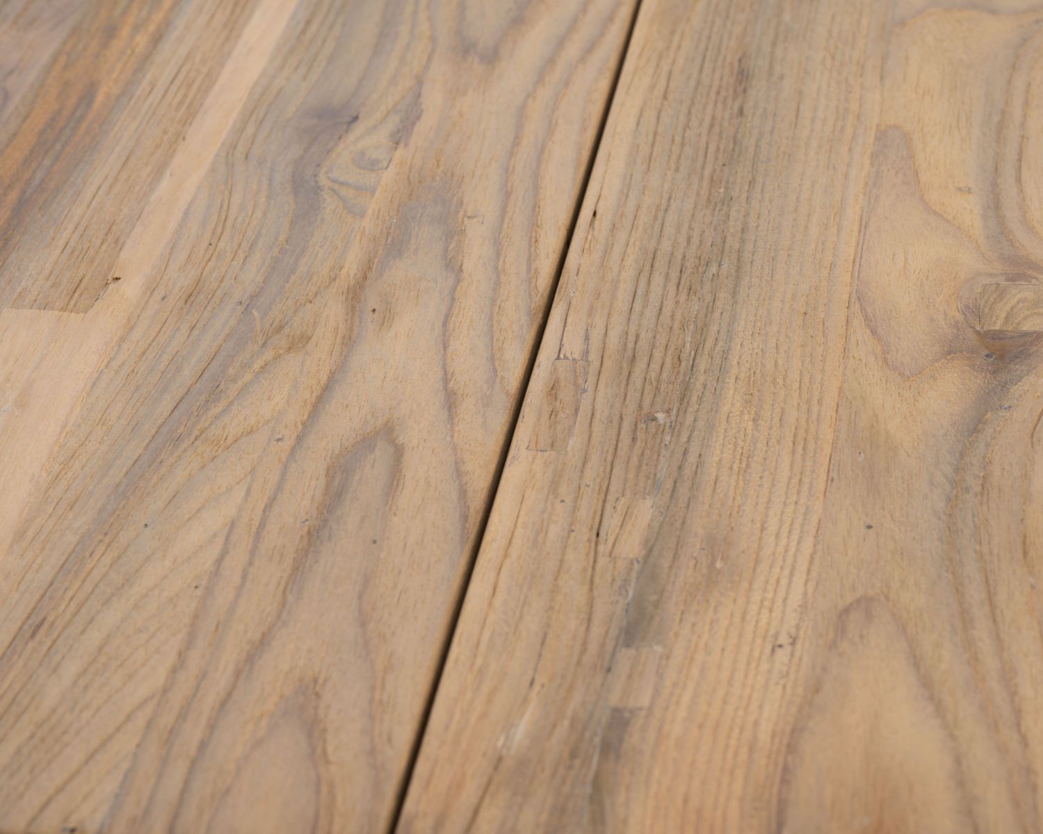 Tavolo da pranzo per esterni "Tuléo" da 160x90 cm in puro design e teak recuperato