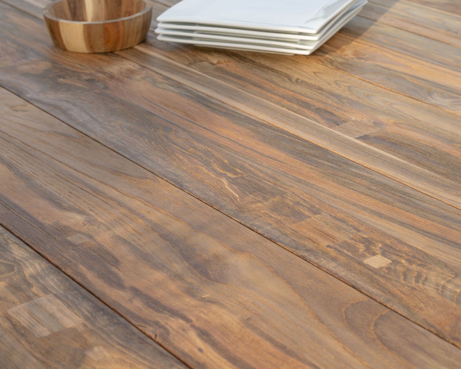 Tavolo da giardino "Melta" quadrato da 160 cm in teak con gambe in acciaio inox grigio