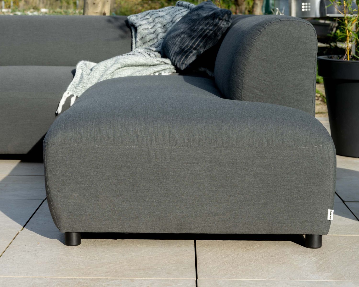 Divano speciale riscaldato per esterni in tessuto "Aurora" antracite, schienale destro