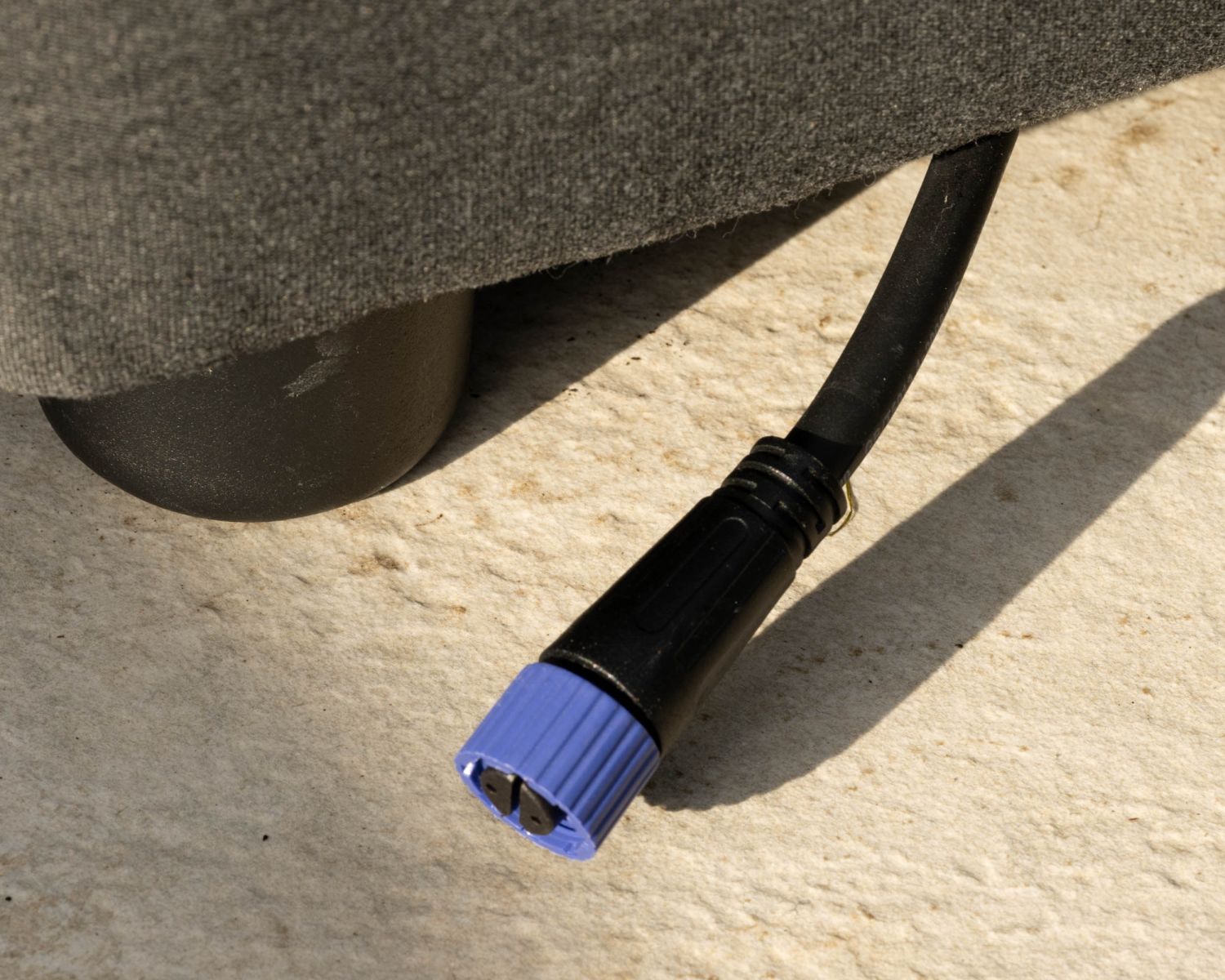 Divano speciale riscaldato per esterni in tessuto "Aurora" antracite, schienale destro