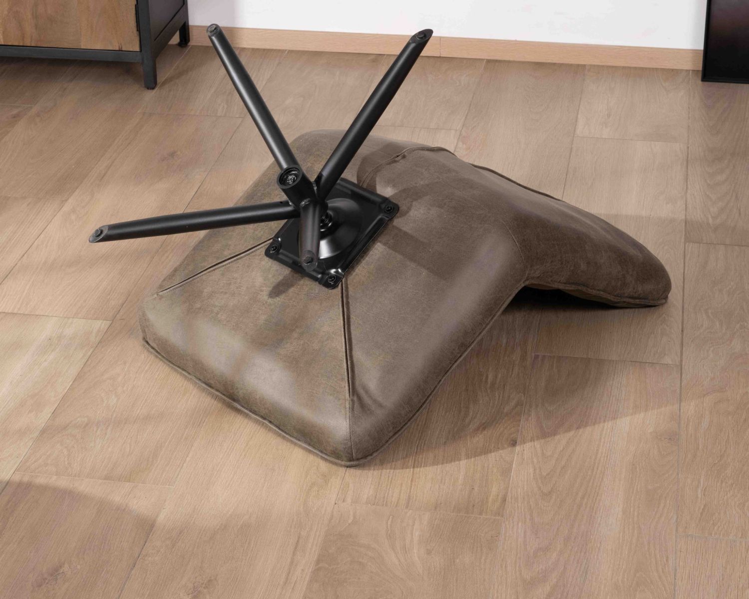 Poltrona reclinabile ultraconfortevole "Grundy" con base girevole in tessuto microfibra verde kaki