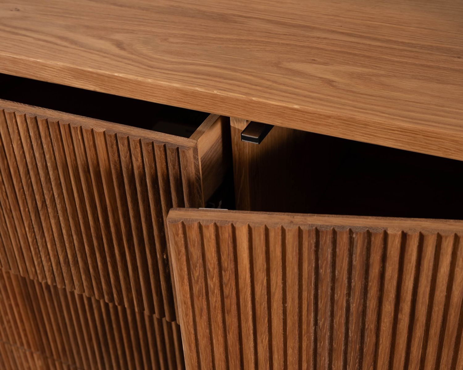 Grande credenza in stile retrò in rovere oliato da 180 cm "Winton