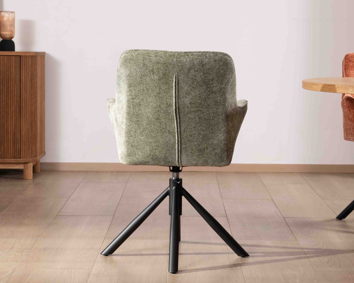 Set di 2 sedie in tessuto verde "Ewing" con braccioli e base girevole in metallo