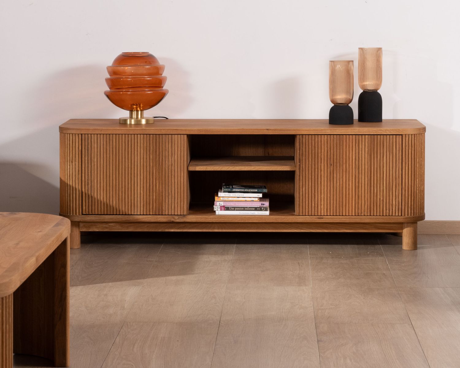 Mobile TV a 2 ante "Winton" da 150 cm in rovere oliato, stile retrò