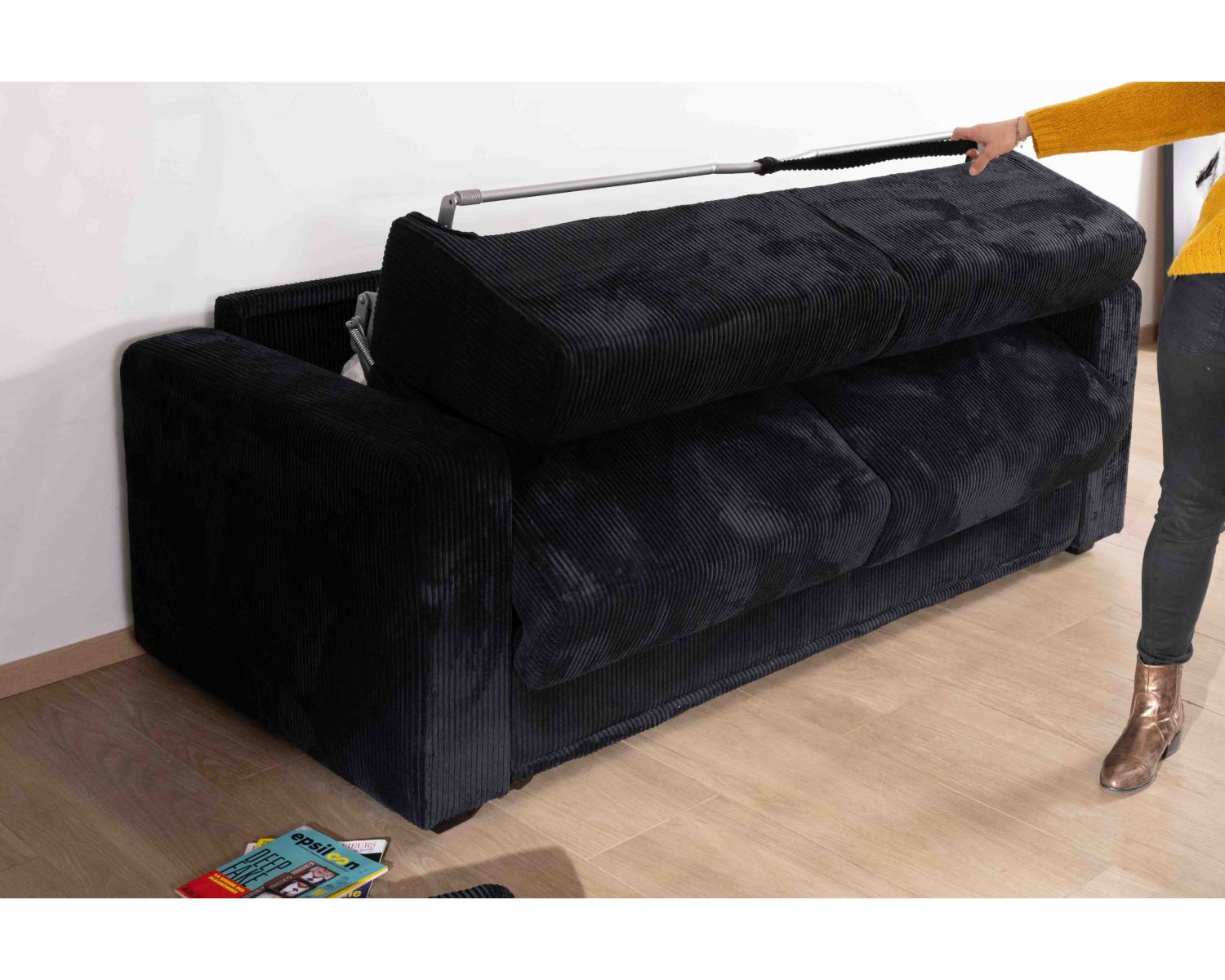 Divano letto comfort "Torken" in velluto a coste antracite 140x190cm