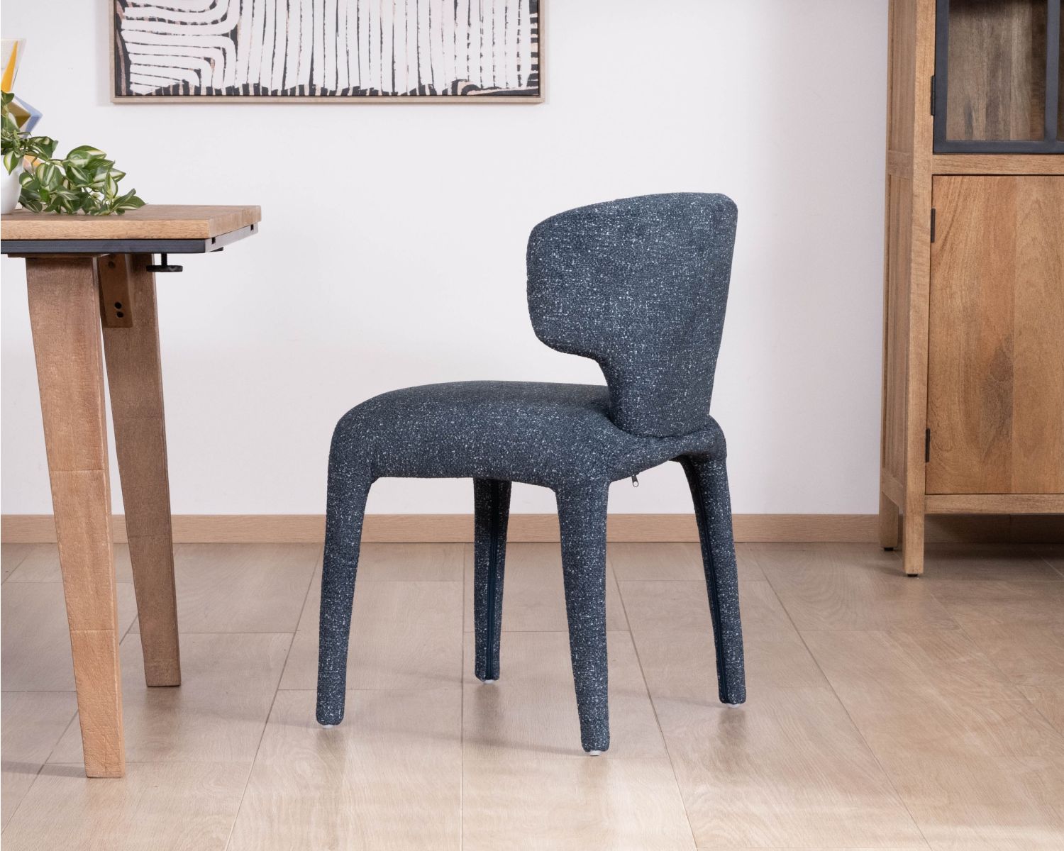 Set di 2 sedie da pranzo scultoree "Milano" in tessuto blu scuro