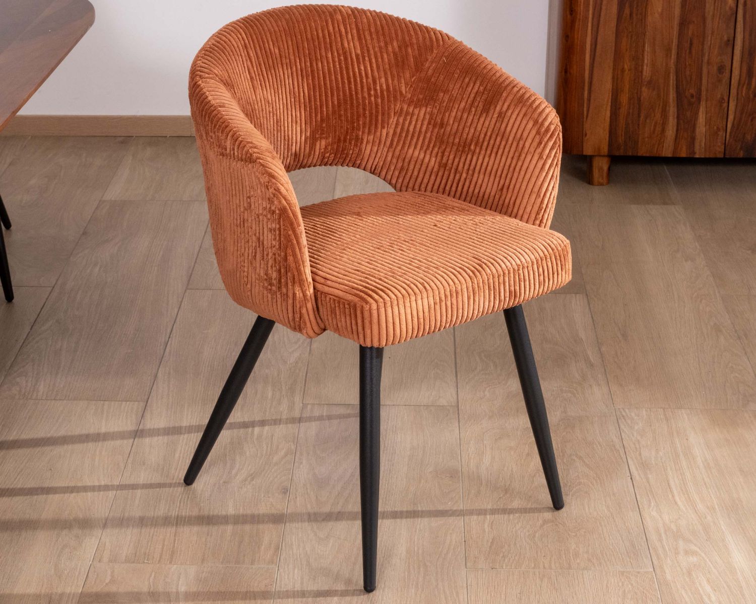 Set di 2 sedie da pranzo "Sonate" in velluto ruggine con gambe in metallo