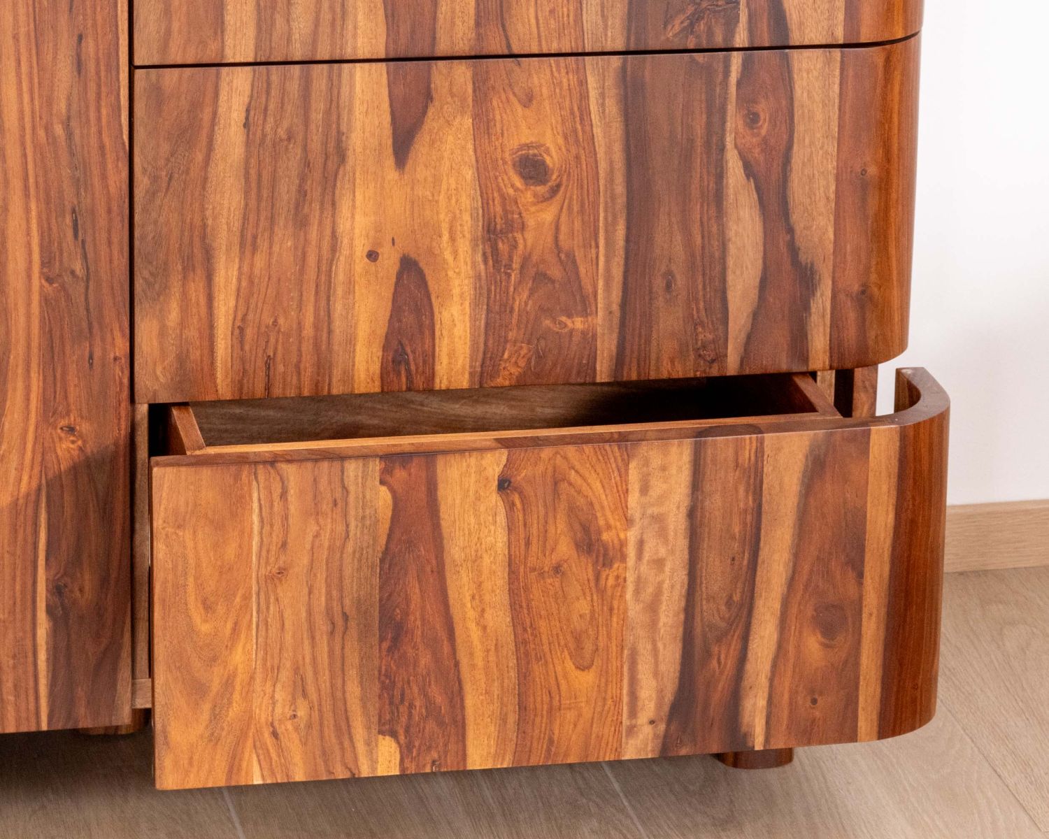 Cassettiera a 3 ante in palissandro 120 cm