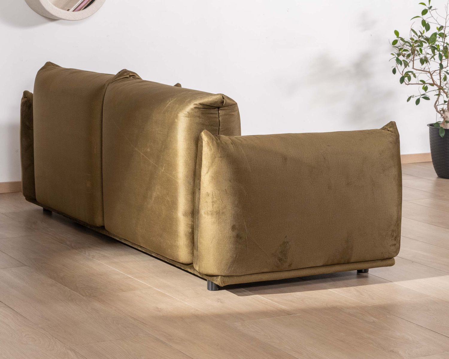 Divano a 3 posti "Moon" in morbido tessuto verde kaki