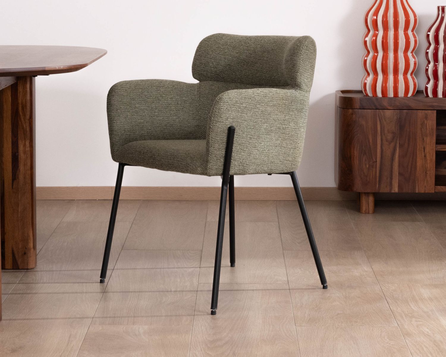 Set di 2 sedie da pranzo in tessuto kaki "Riméno" con gambe in metallo