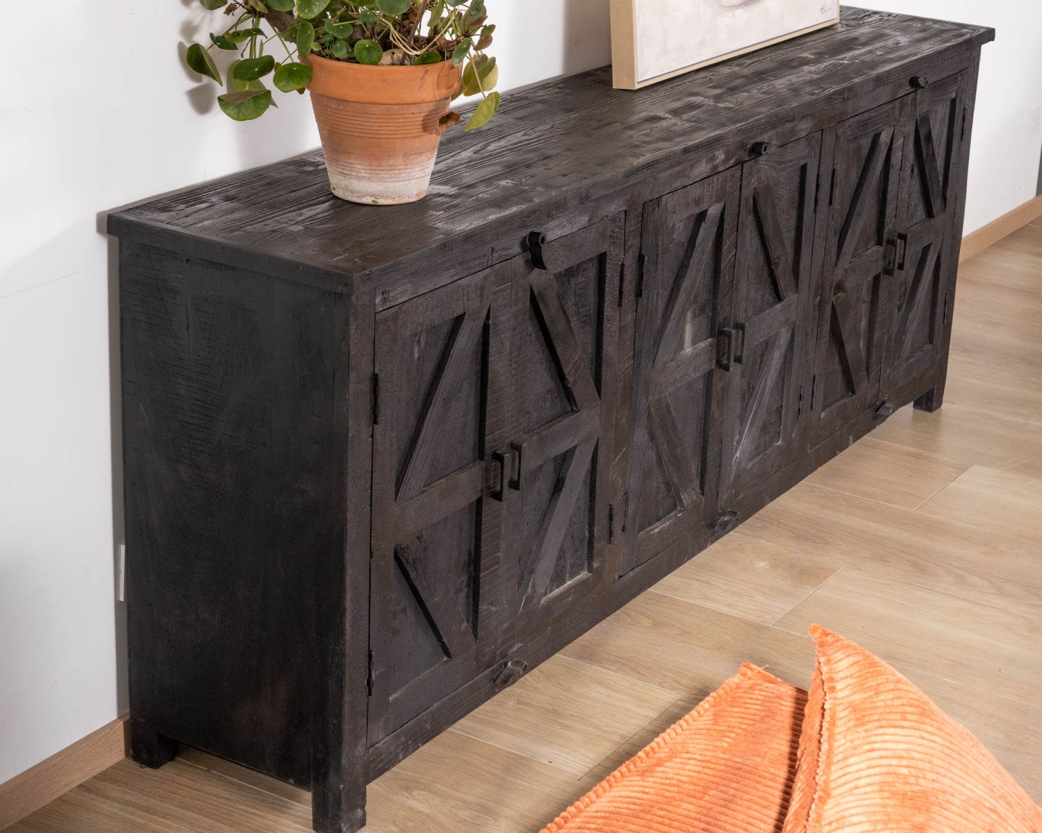 Credenza a 6 ante in stile etnico in legno di recupero con finitura nera "Nepalaise" 215 cm