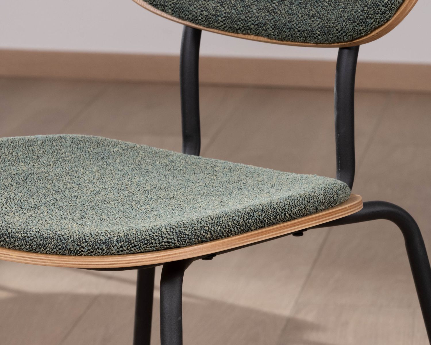 Set di 4 sedie da pranzo in stile retrò "Lino" in tessuto verde