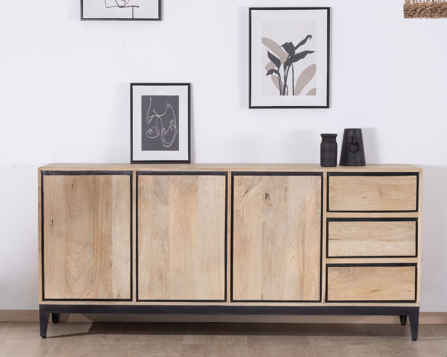 Credenza bicolore pura in legno di mango naturale e nero 180 cm "Bocca" 3 ante e cassetti