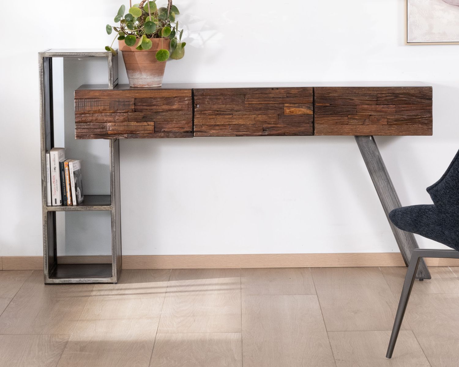 Consolle originale in legno e metallo "Crescendo