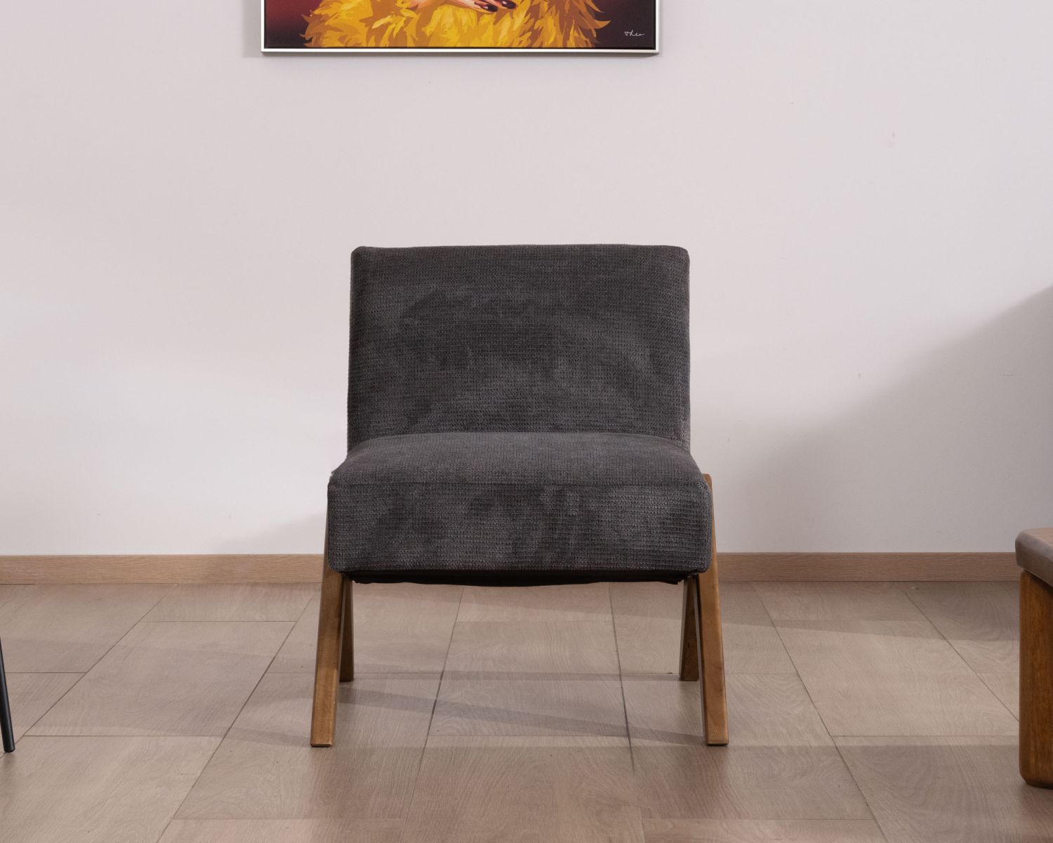 Poltrona "Tolga" in stile retrò antracite con gambe a boomerang