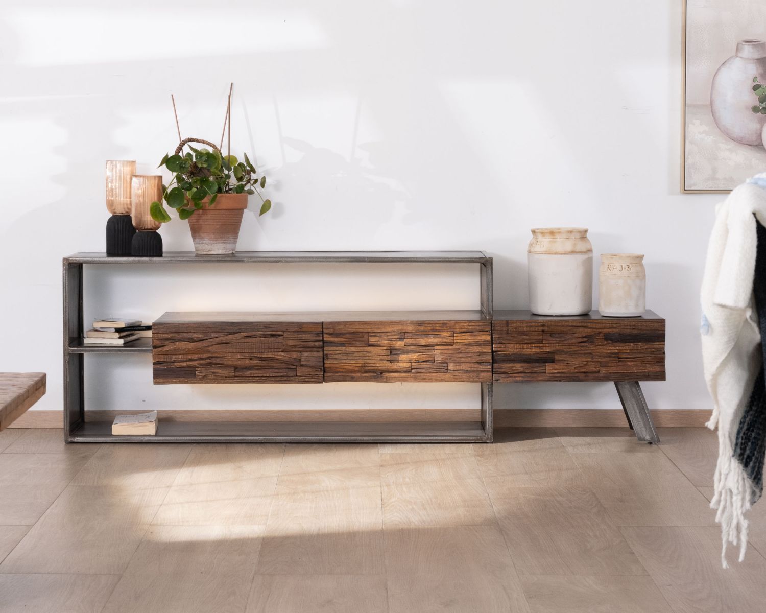 Originale porta TV "Crescendo" in legno e metallo da 195 cm con illuminazione a LED