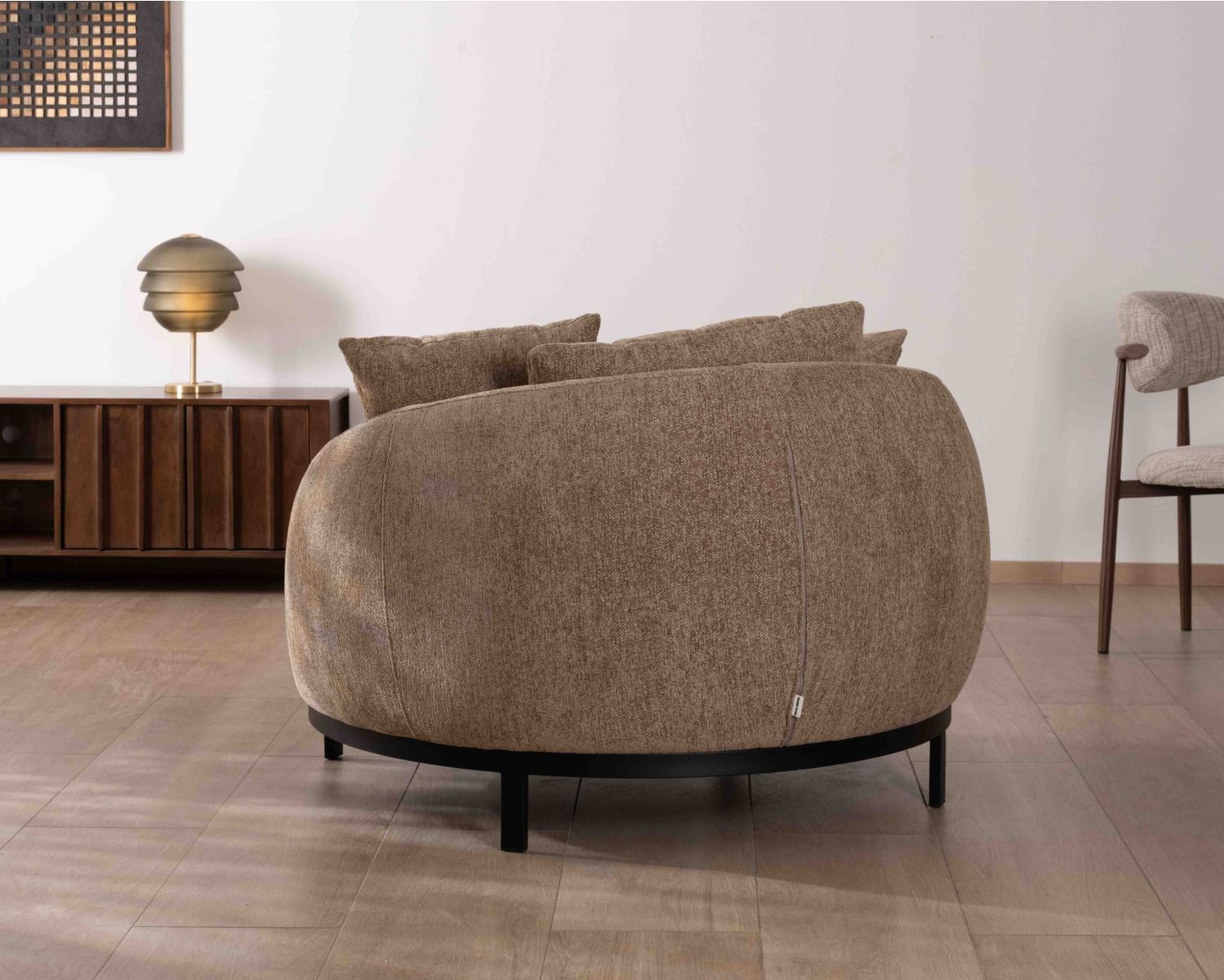 Poltrona "Sweet Culture" XL in tessuto bouclette tortora 120 cm ultra confortevole