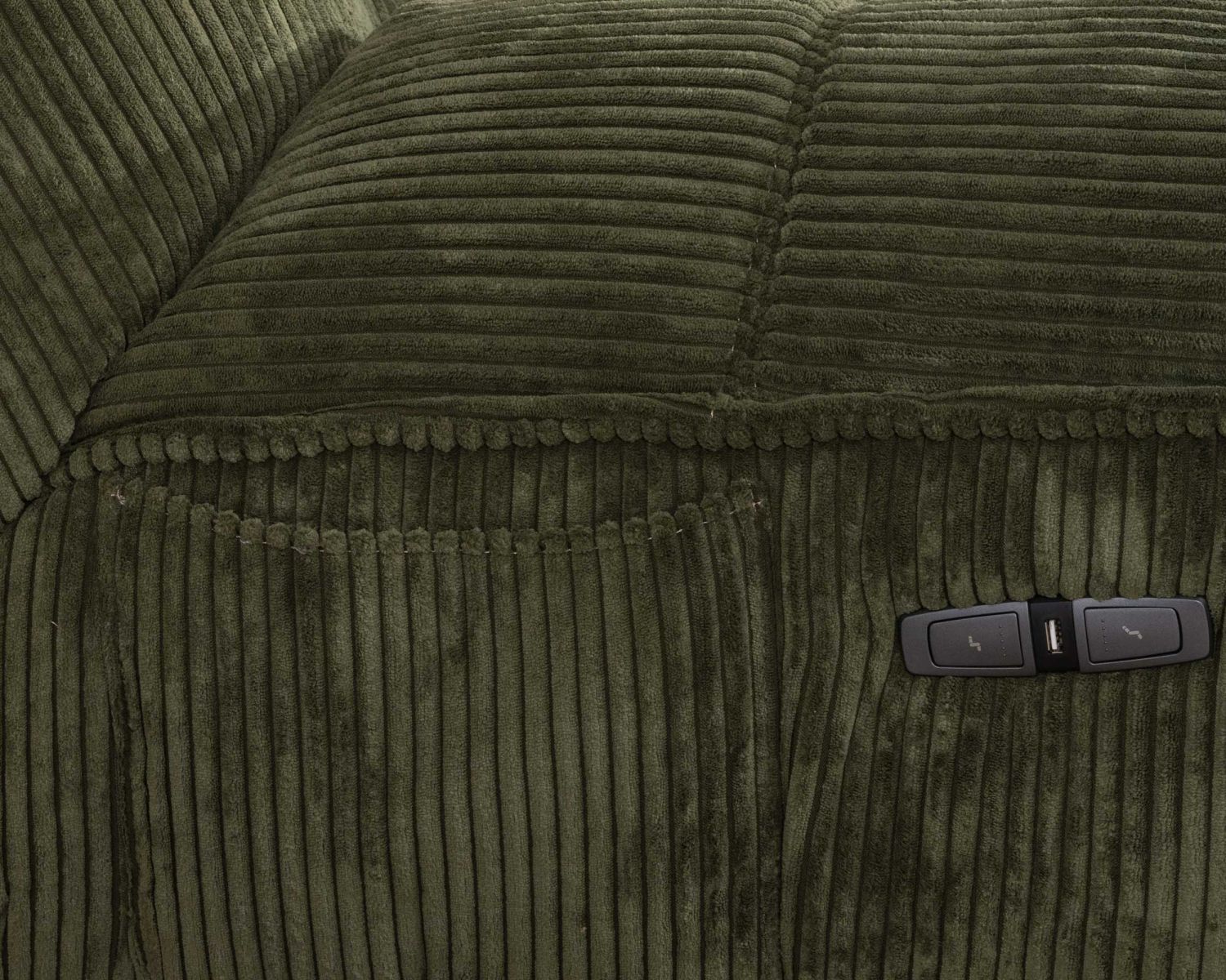 Poltrona reclinabile "Cascada" in velluto a coste verde con reclinatore elettrico