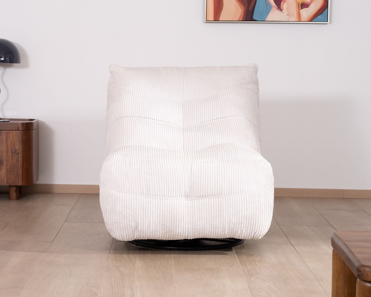 Poltrona girevole e reclinabile "Cascada" in velluto a coste ecrù