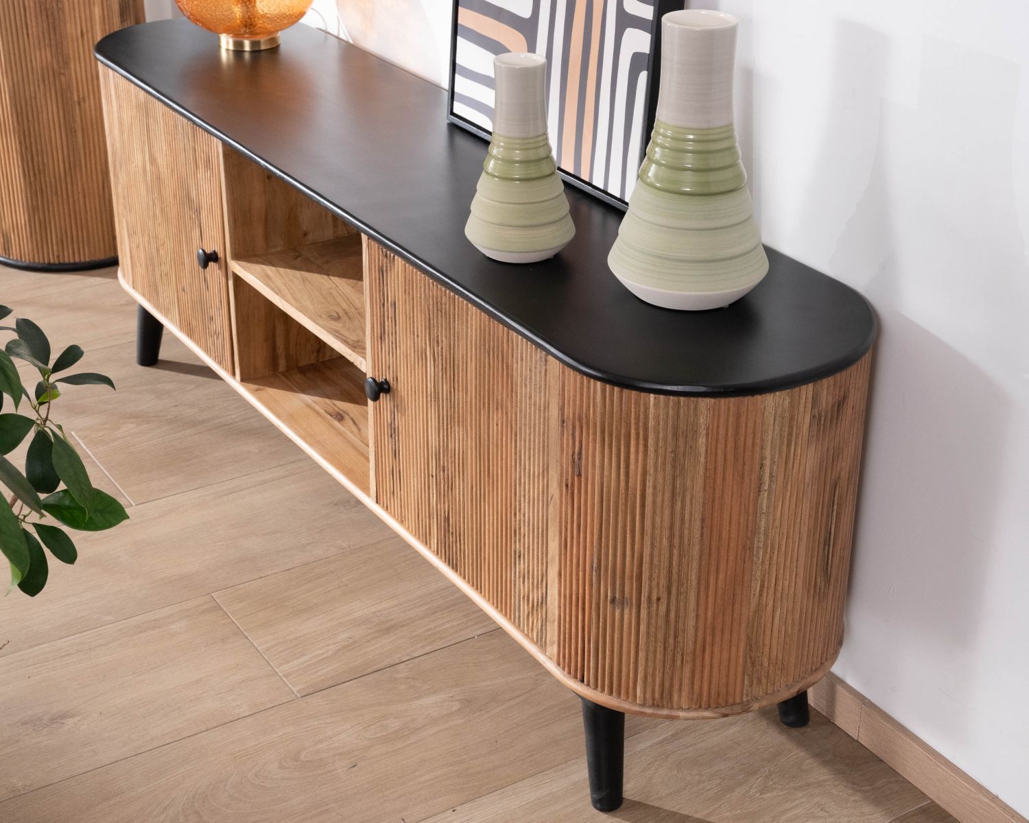 Grande porta TV bicolore in legno e nero "Boogie" dal design vintage e arrotondato 175 cm