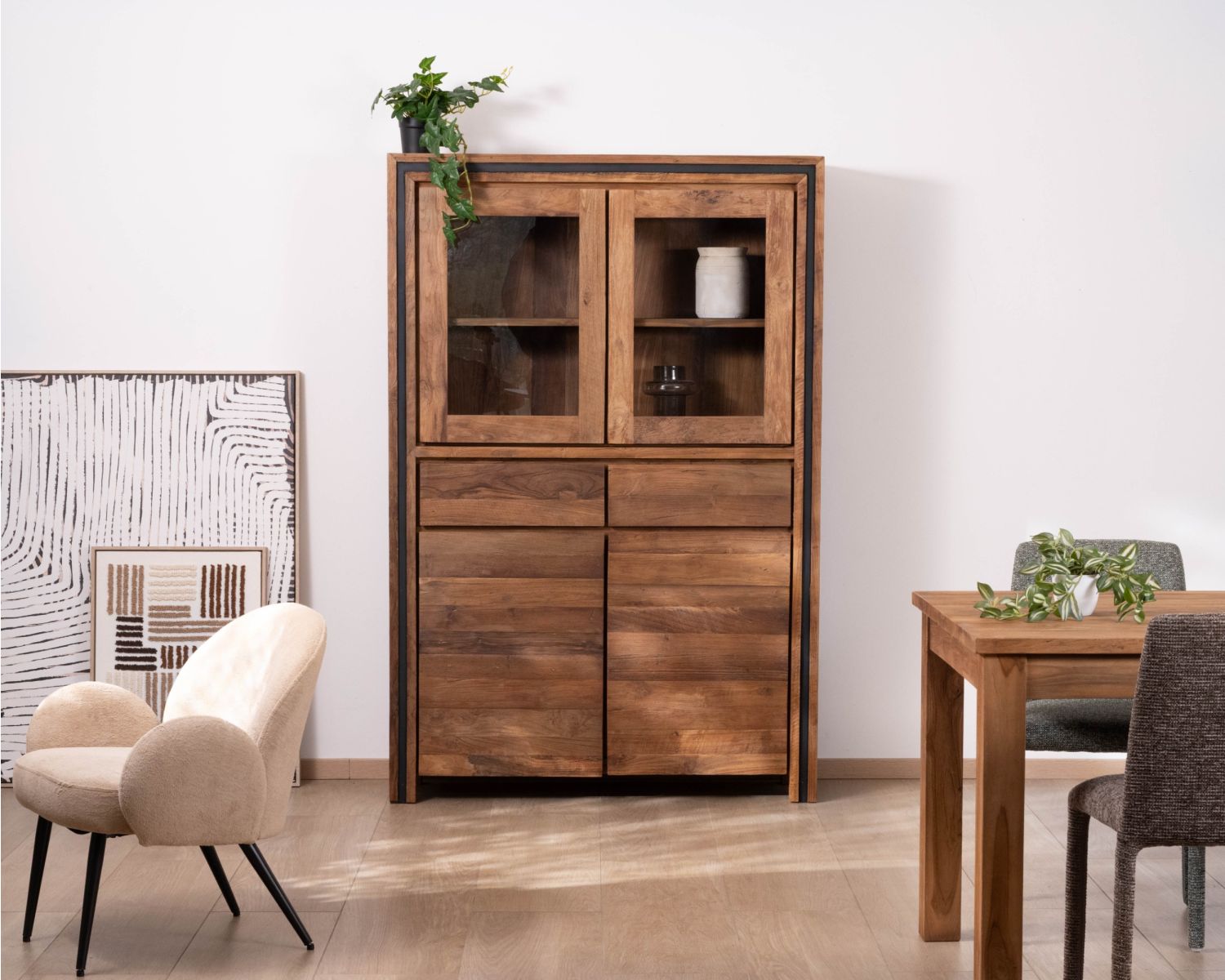 Armadio portavivande contemporaneo "Kayoa" in teak rigenerato e ante in vetro