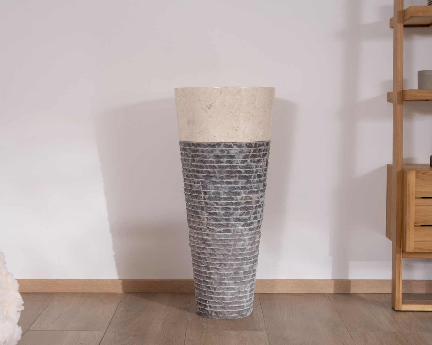 Lavabo a colonna in marmo grigio e nero "Stone" a doppia texture