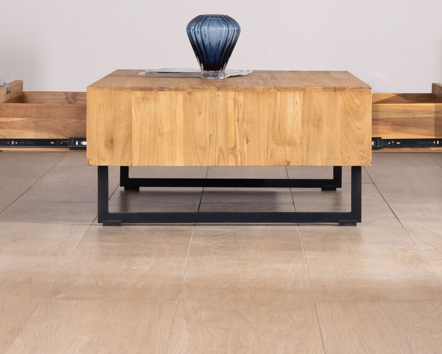 Tavolino "Bahia" con contenitore, teak naturale