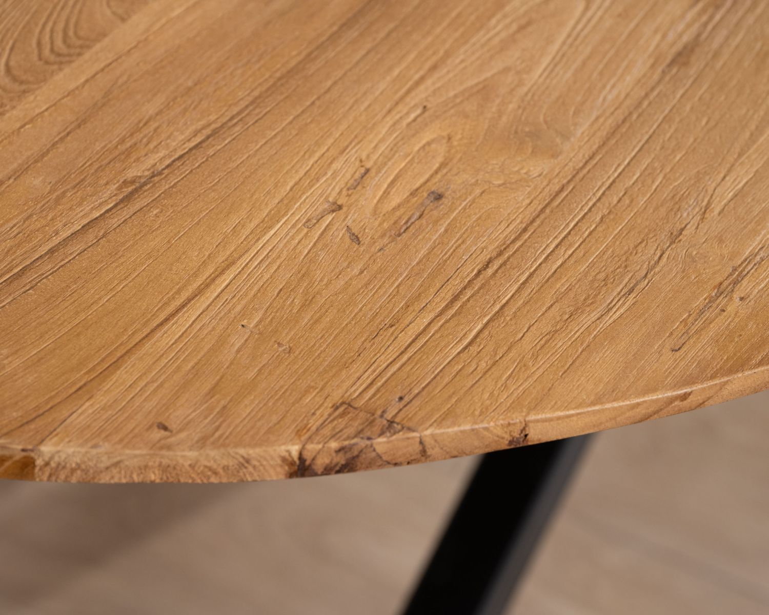 Tavolo da pranzo ovale "Bahia" in teak naturale con gambe Mikado in metallo