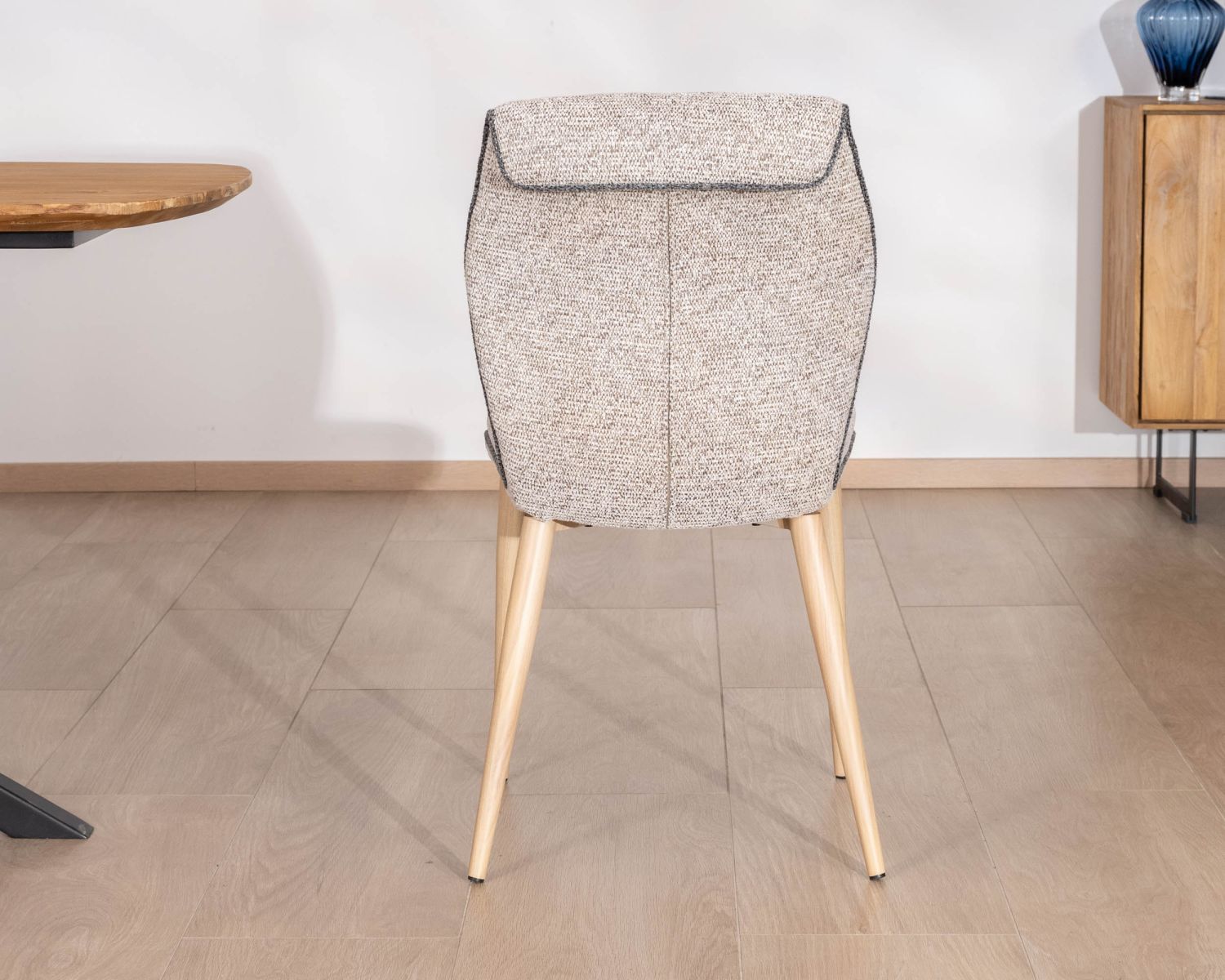 Sedia da pranzo "Osmo", elegante e confortevole, in tessuto impermeabile beige