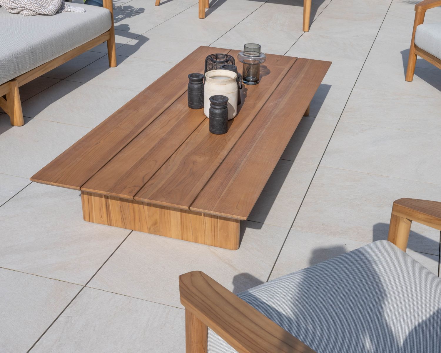 Tavolino rettangolare in teak naturale "Orchaise"