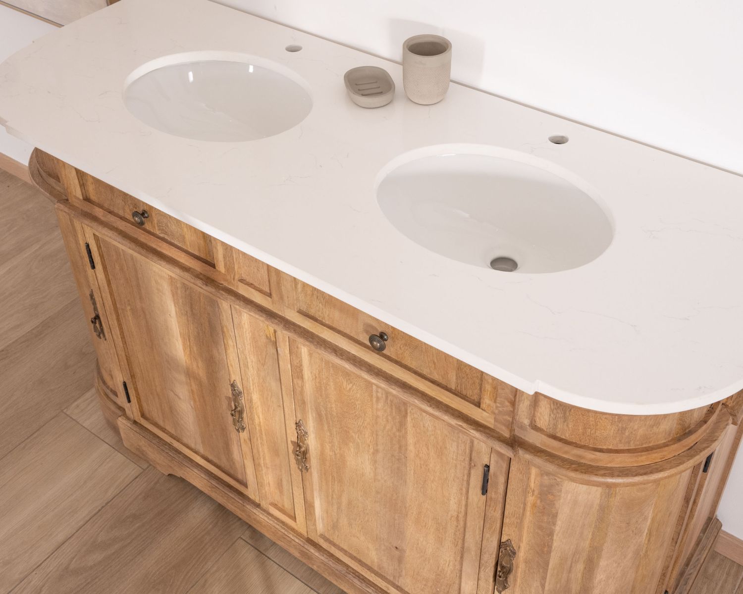 Mobiletto doppio "Eglantine" in legno e quarzo 150 cm