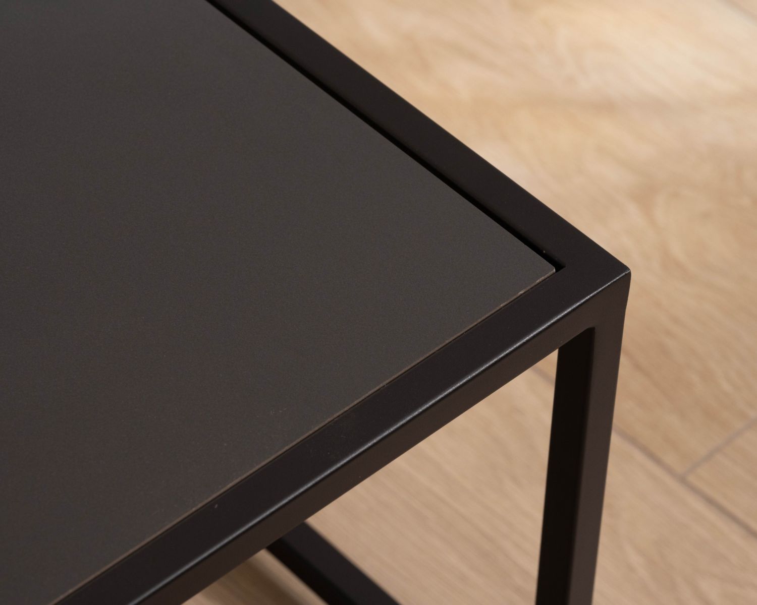 Tavolino quadrato da esterno "Sunset Bay" con piano in ceramica