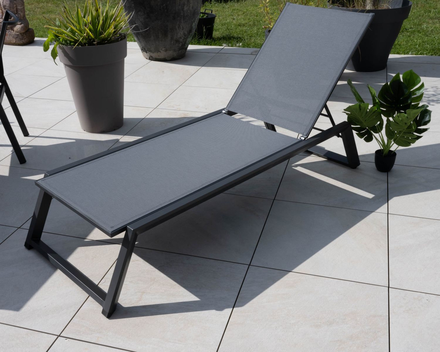 Sdraio "Campobello" in alluminio e textilene color antracite puro