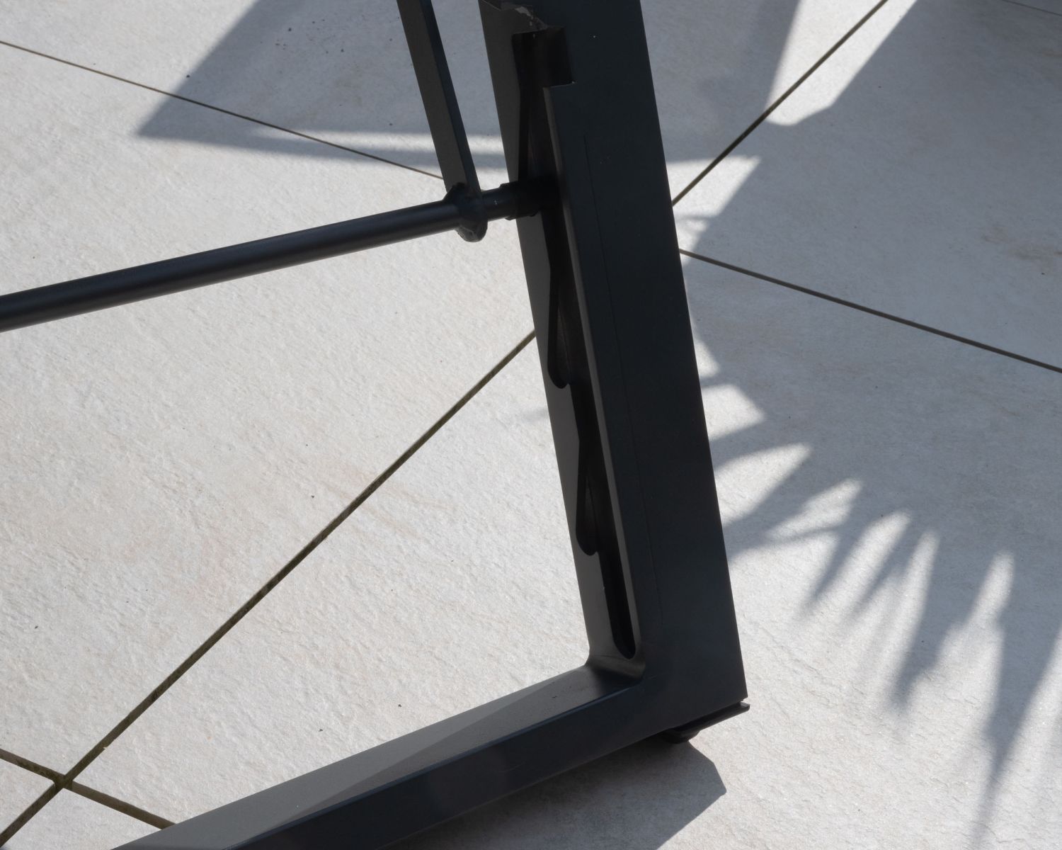 Sdraio "Campobello" in alluminio e textilene color antracite puro