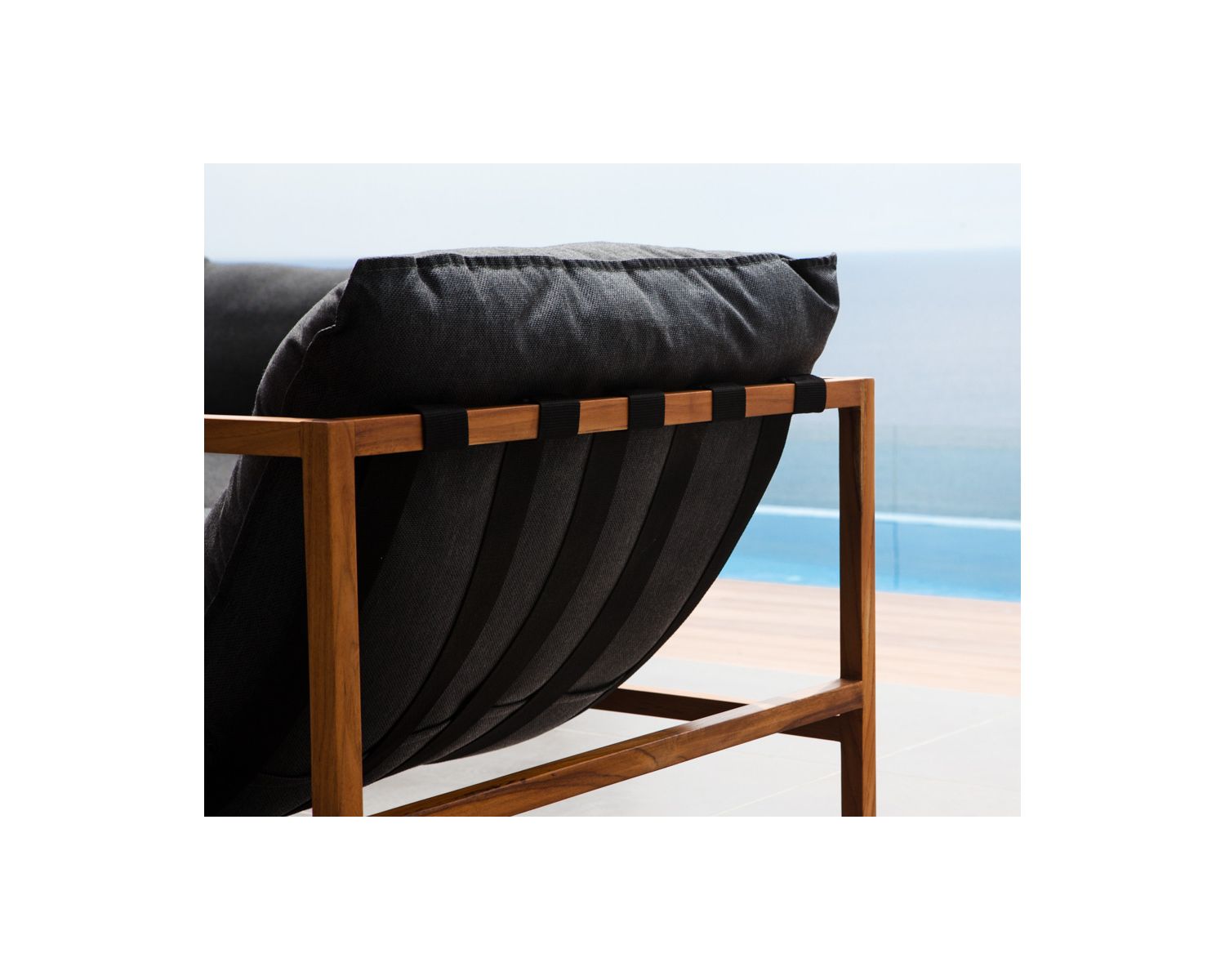 Poltrona da giardino in teak e tessuto Sunbrella "Maluku Island