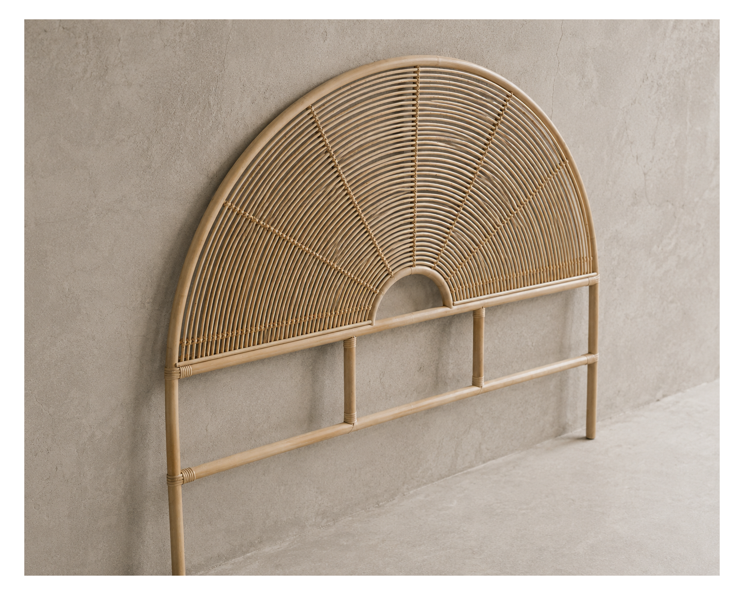 Testiera rotonda in stile etnico da 140 cm in rattan "Solira