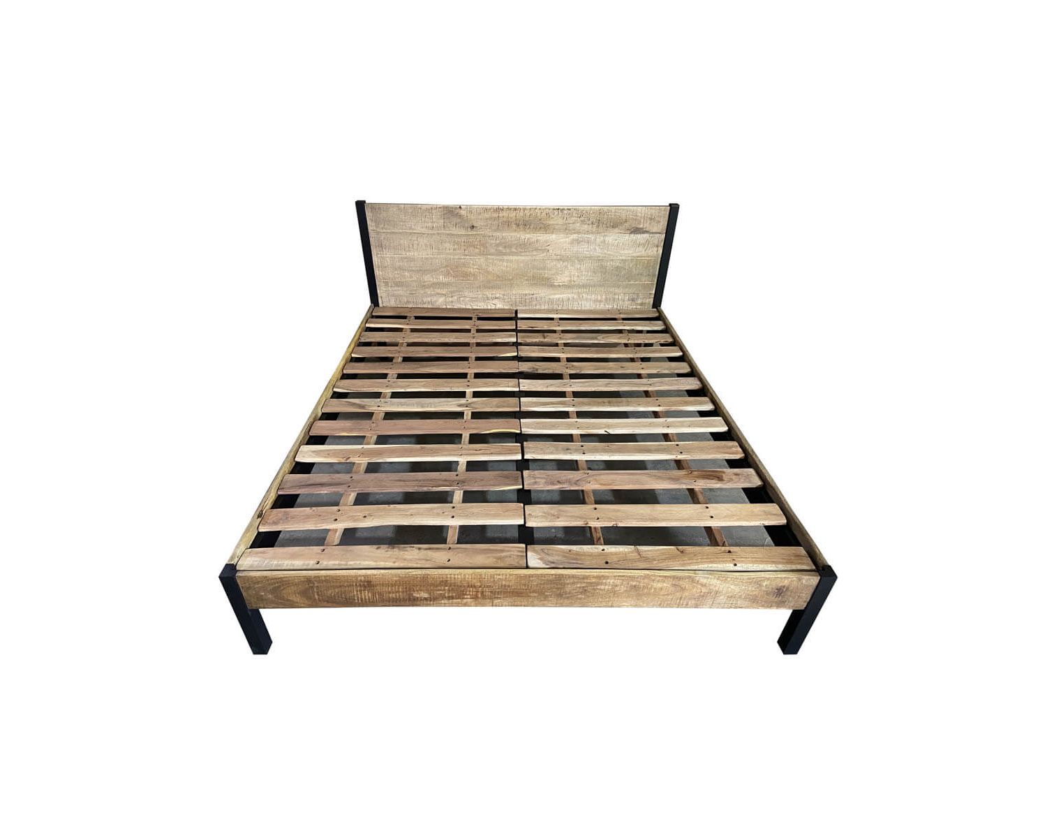 Letto king size in stile industriale "Atelier" in metallo nero e legno naturale