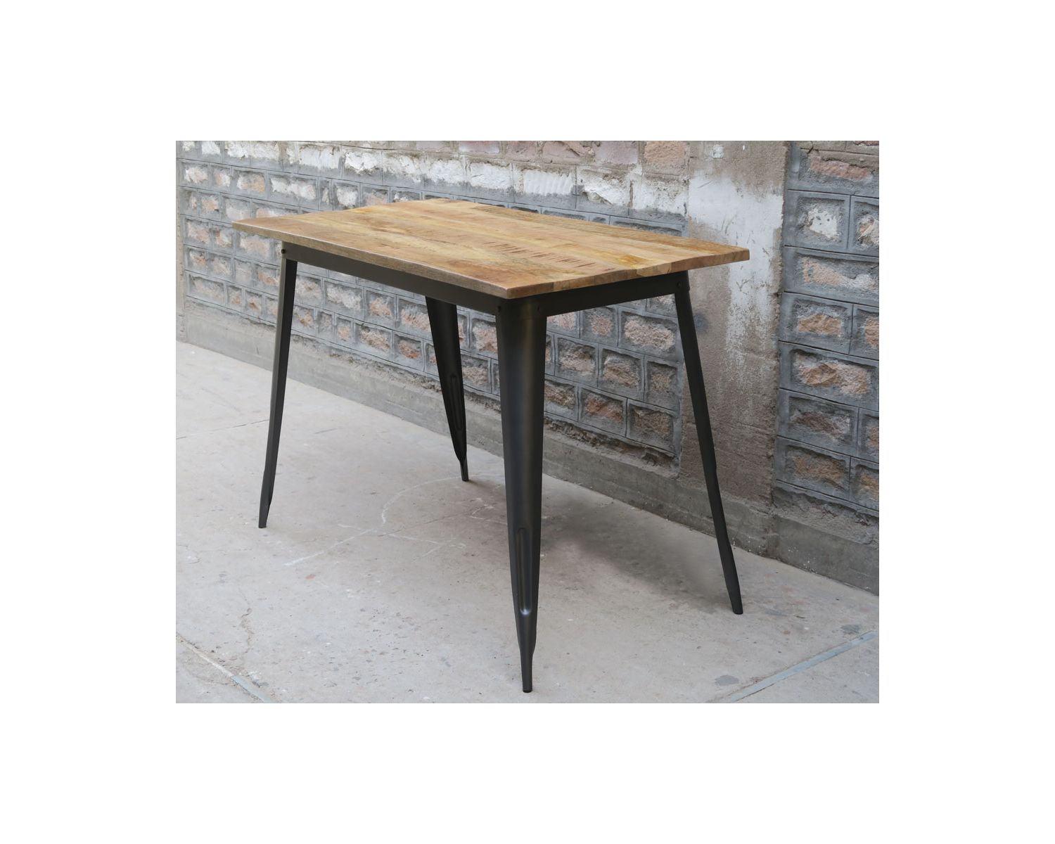 Tavolo in metallo e legno massiccio "Dowtoun" 150x80 cm