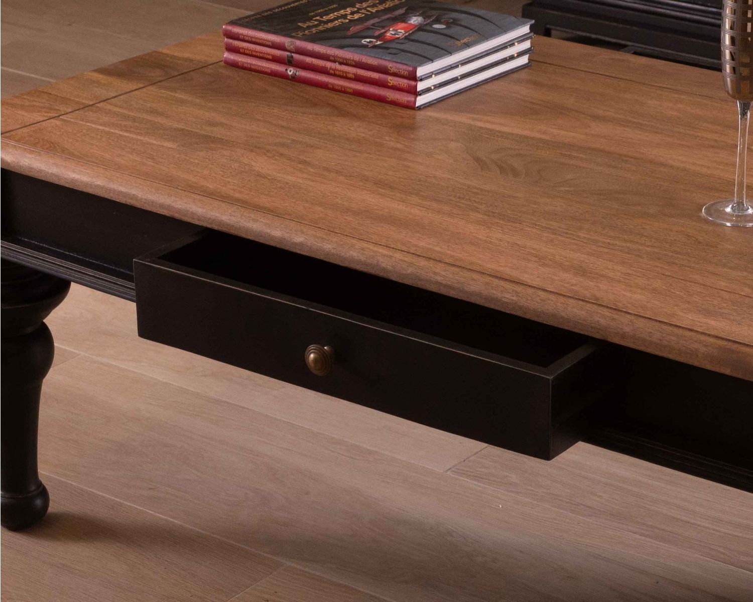 Tavolino rettangolare bicolore "Legacy" in stile neoclassico elegante