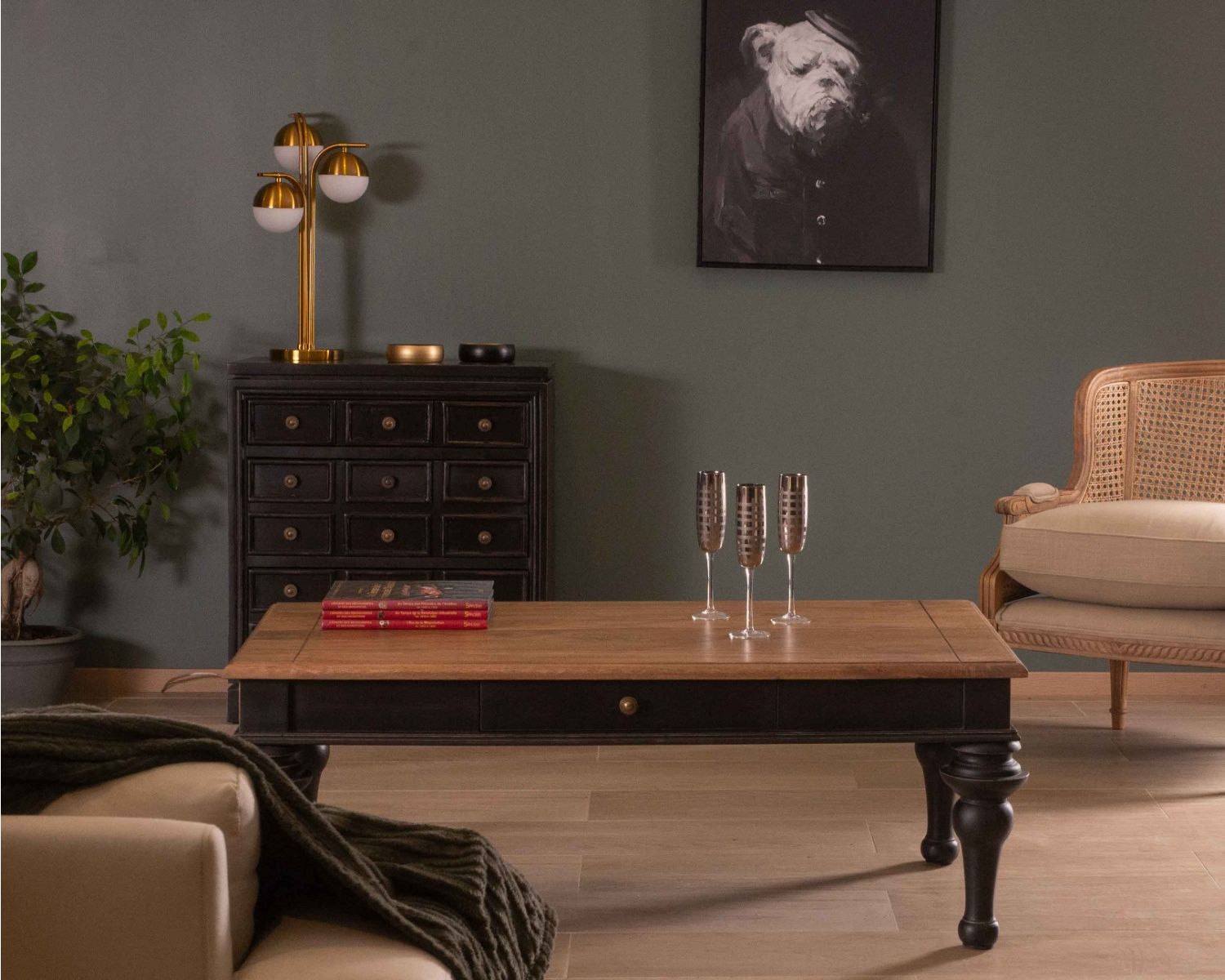 Tavolino rettangolare bicolore "Legacy" in stile neoclassico elegante