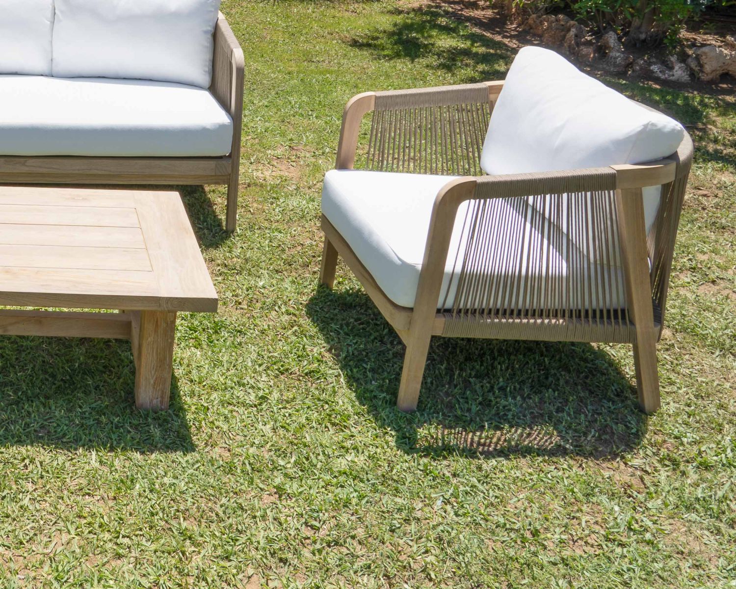 Set di mobili da giardino in teak riciclato "Eole