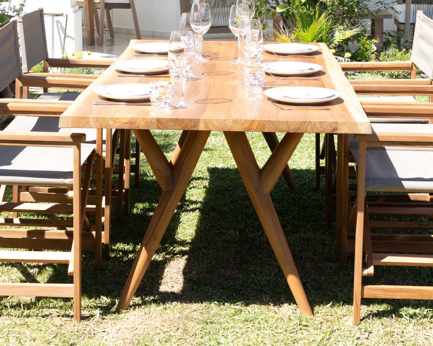 Tavolo da pranzo rettangolare "Tiska" in teak naturale, 200 cm