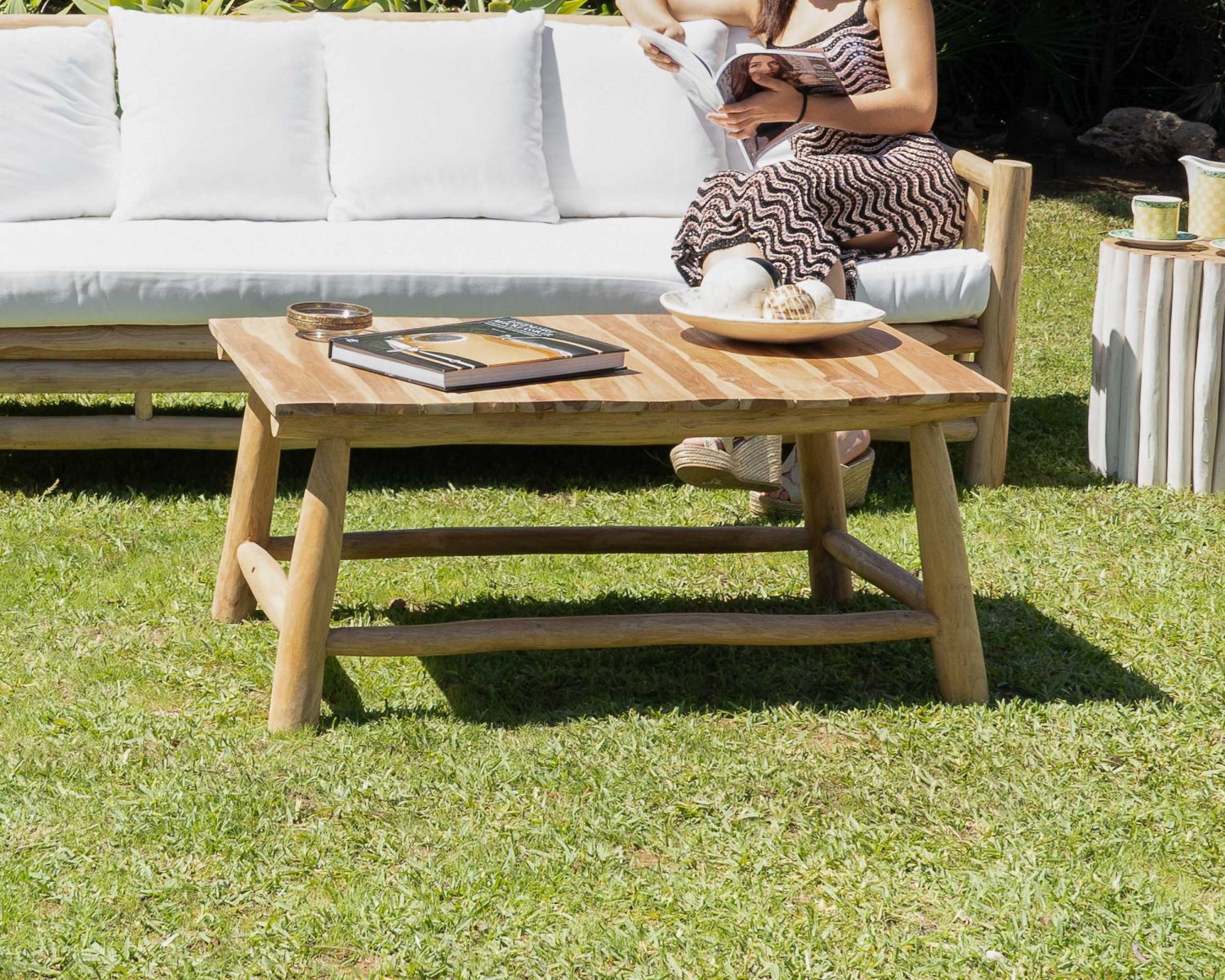 Tavolino da 100 cm in stile etnico in rami di teak "Sumatra